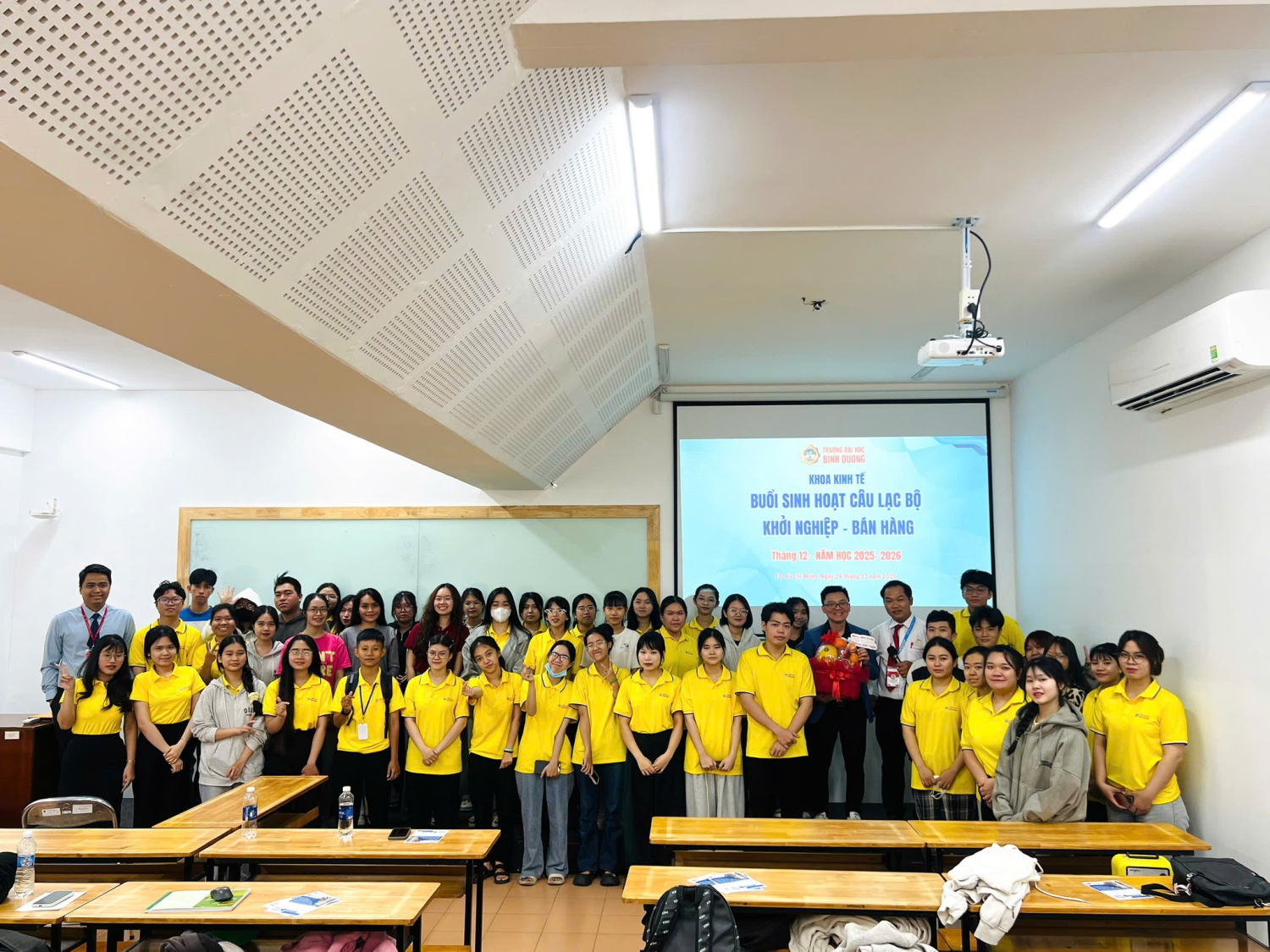 TALKSHOW CHIA SẺ “KHỞI NGHIỆP THỰC CHIẾN” - DIỄN GIẢ ĐINH MINH QUYỀN LAN TỎA GIÁ TRỊ, KINH NGHIỆM VÀ CẢM HỨNG