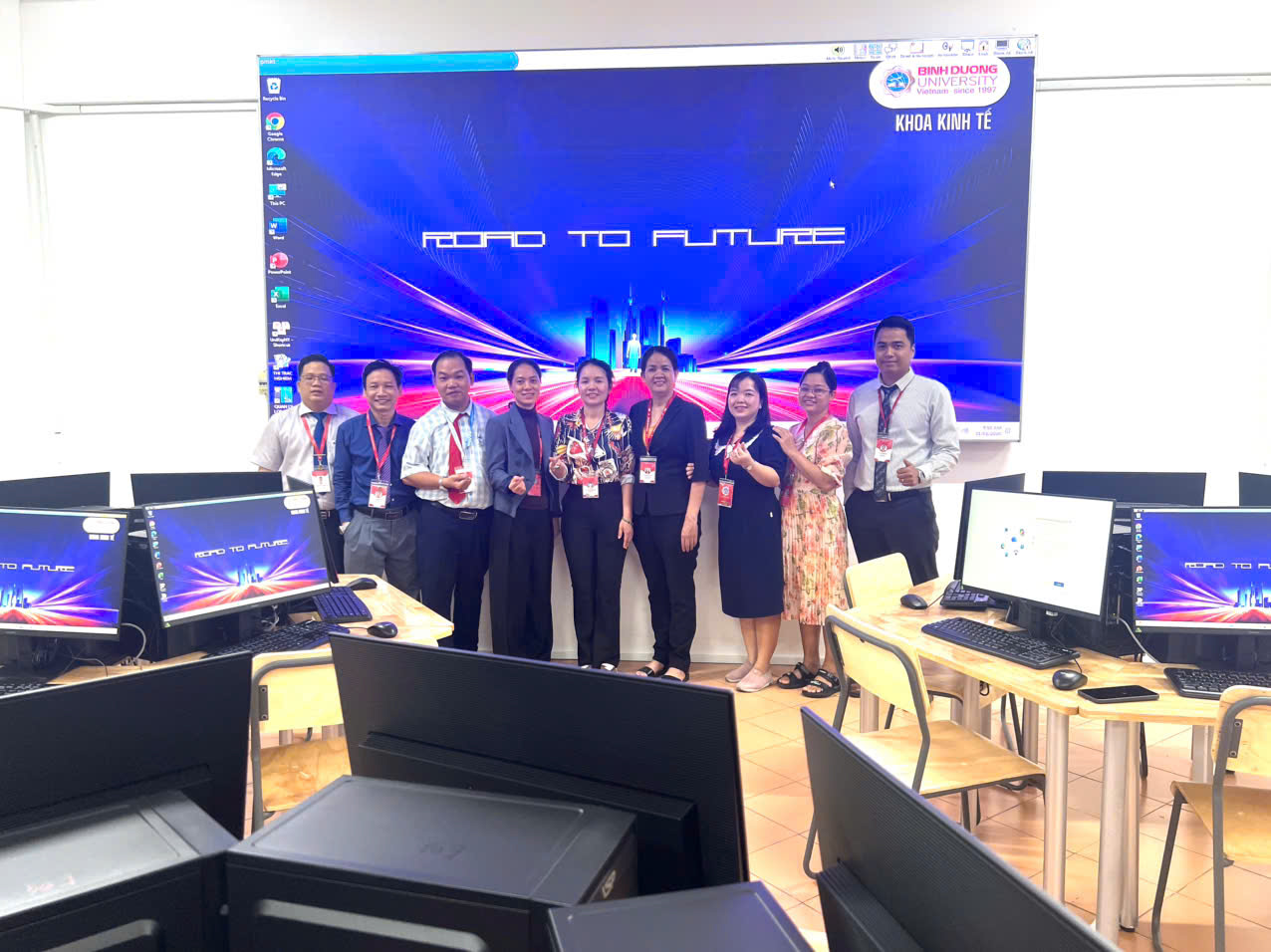 SẴN SÀNG "ROAD TO FUTURE" CÙNG KHÔNG GIAN THỰC HÀNH SỐ HÓA!