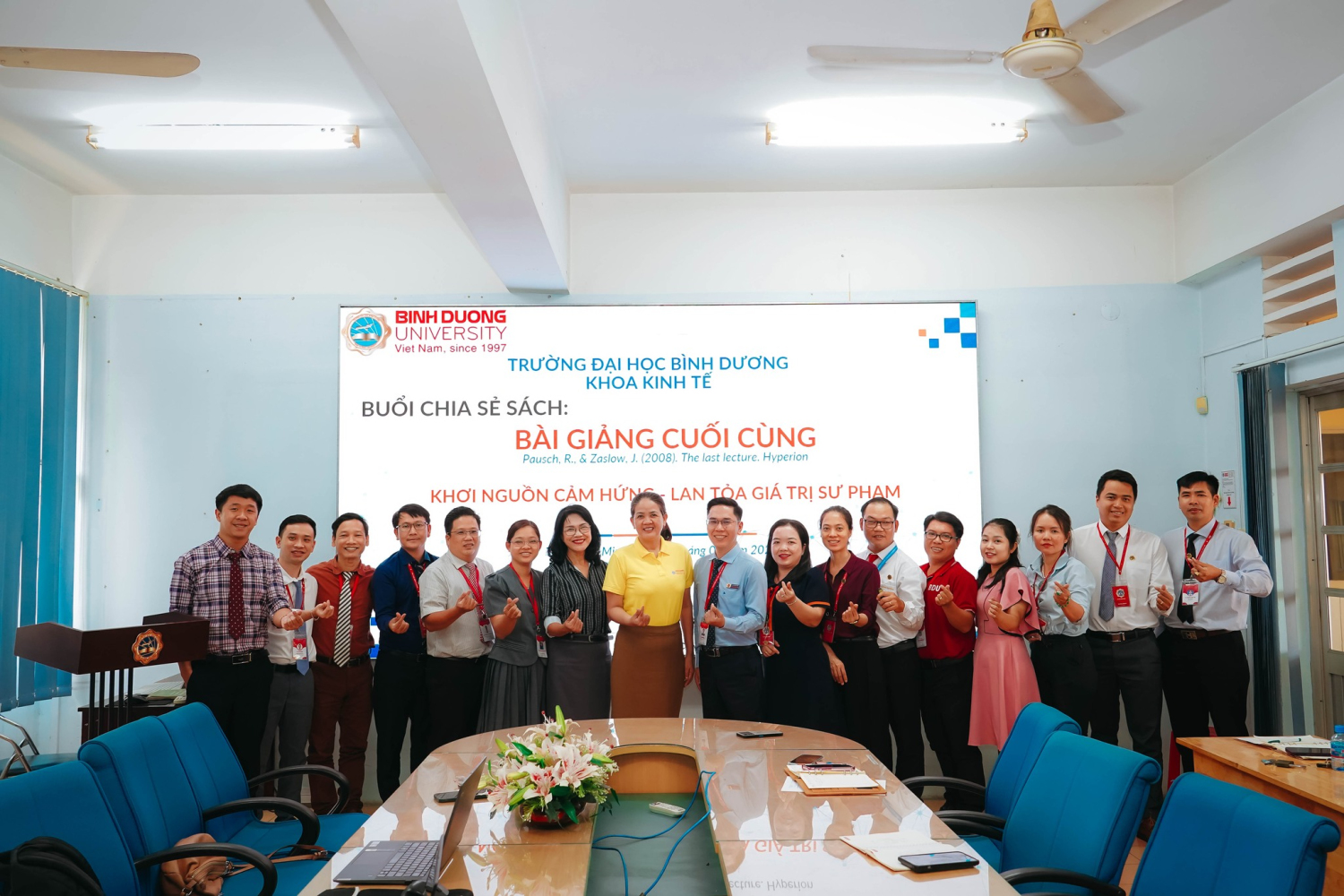 KHOA KINH TẾ – LAN TỎA GIÁ TRỊ TỪ NHỮNG TRANG SÁCH