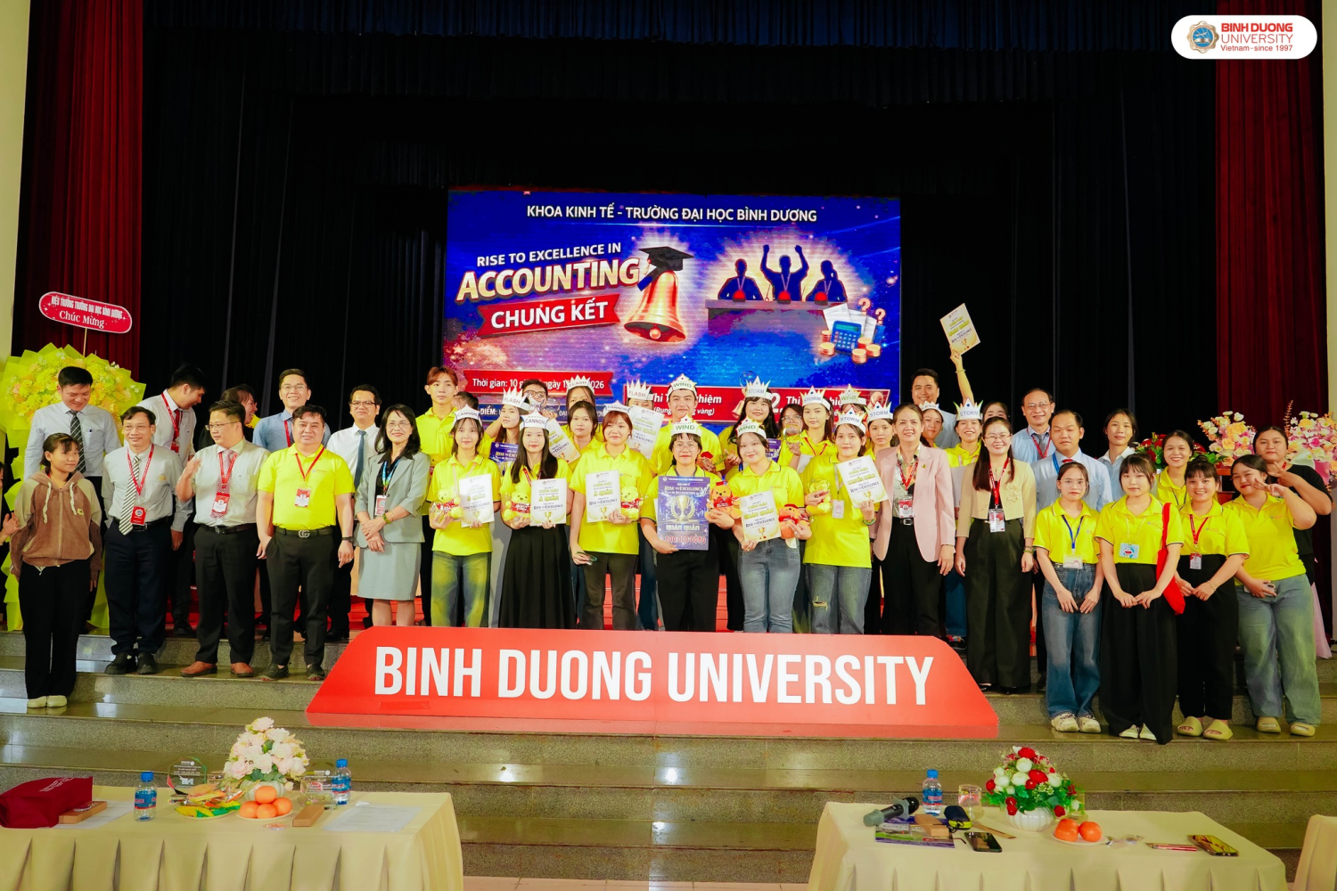 CHUNG KẾT “RISE TO EXCELLENCE IN ACCOUNTING” 2026: ĐỘI WIND XUẤT SẮC ĐOẠT NGÔI VỊ QUÁN QUÂN